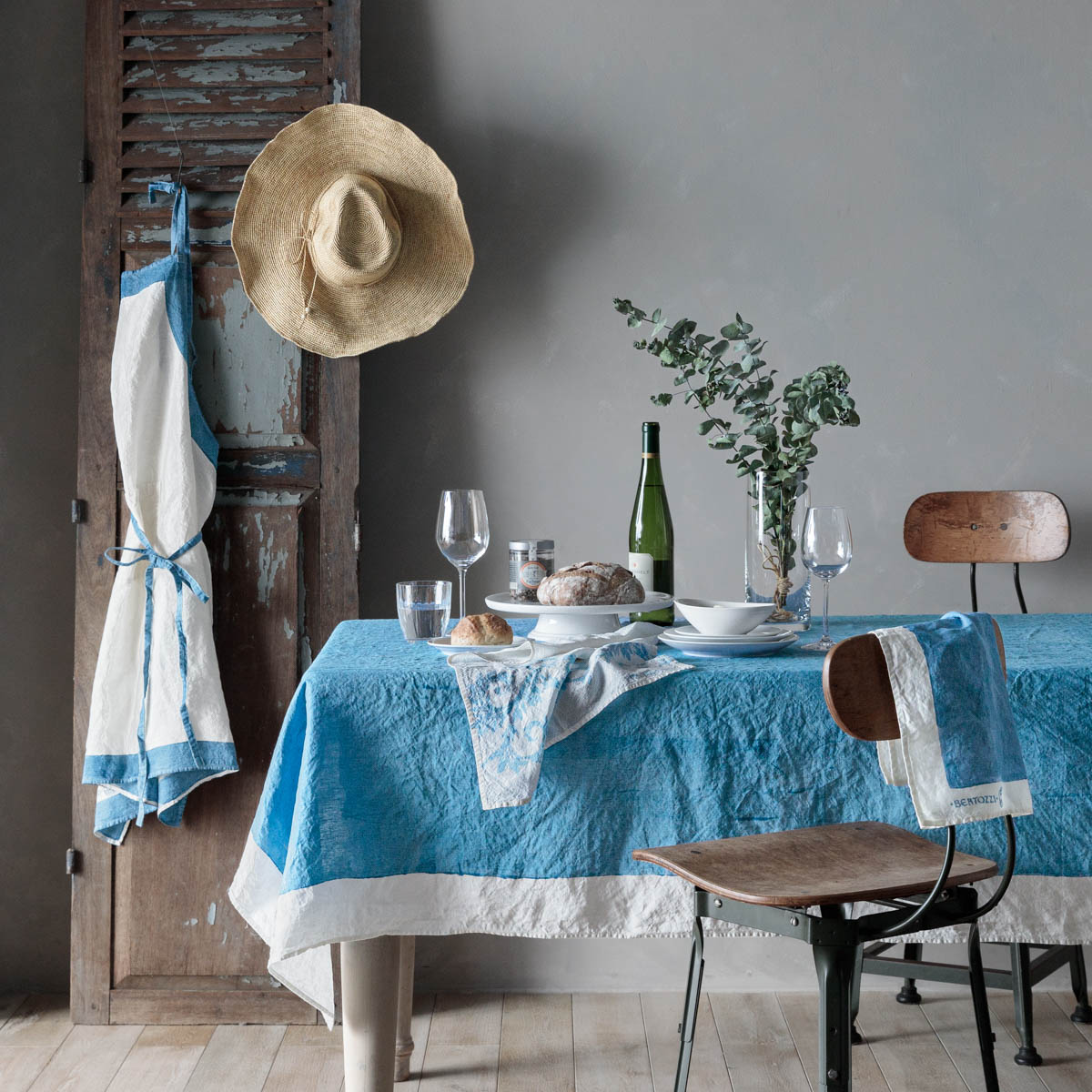 ベルトッツィ テーブルクロス _ ピエノ（150×240cm）