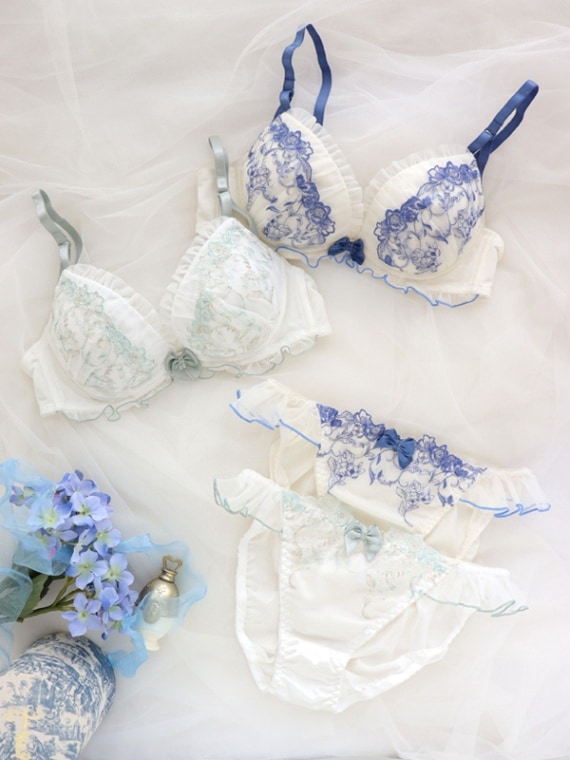 ブルーランジェリー｜かわいい下着・ランジェリーの通販【LOVERAN