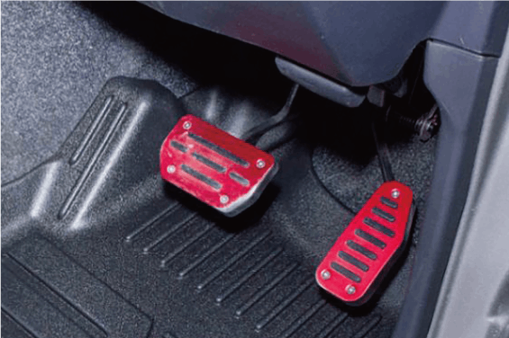 FARMアルミペダルカバーAT車用 JB23/33/43 | ジムニー車種別