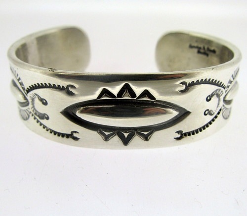 Lyndon Tsosieリンドンツォーシーのインディアンジュエリー｜マライカ