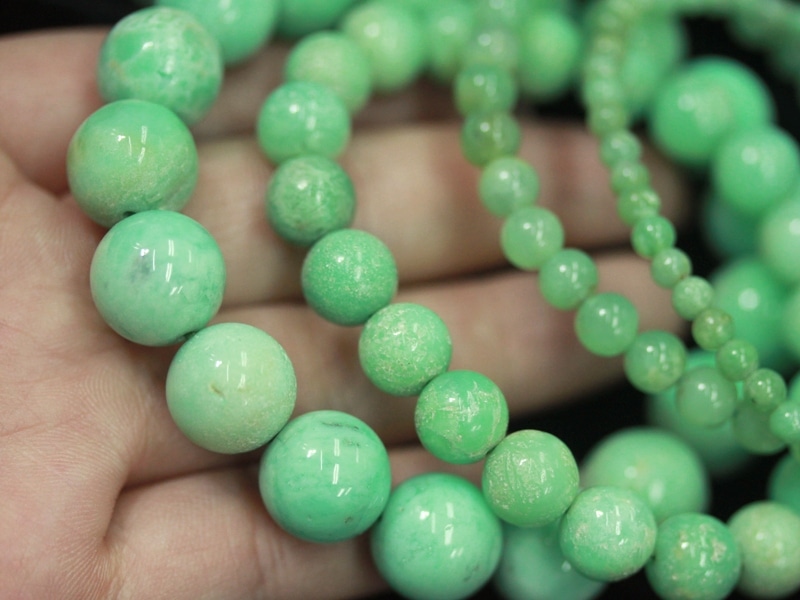 希少！☆発色の良いアップルグリーンカラー☆夢や希望の道を開く石