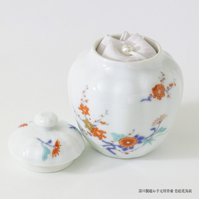 骨壷 全商品一覧,深川製磁製骨壷深川製磁ミニ骨壷 【色絵花鳥紋】桐箱