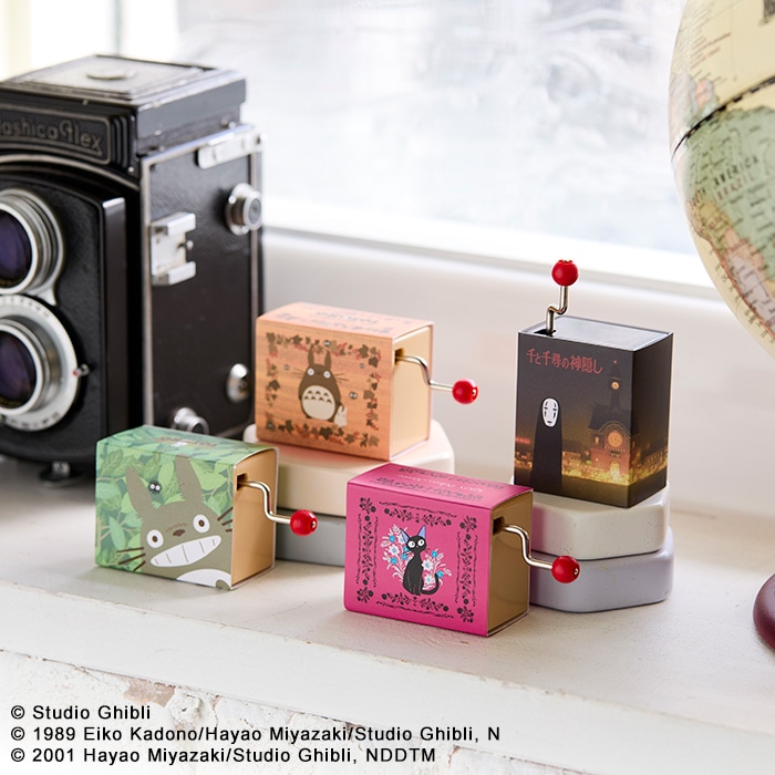 となりのトトロ 手巻きオルゴール トトロ LEAF|【ぬいぐるみのセキグチ