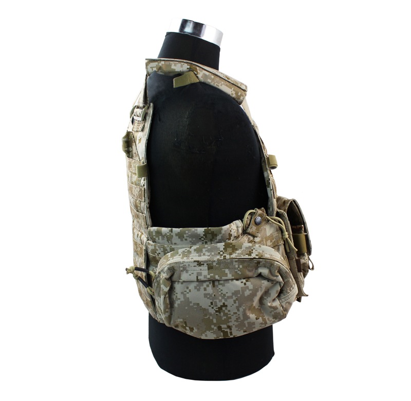 EMERSON LBT6094Aスタイル プレートキャリア 3ポーチ付 AOR1