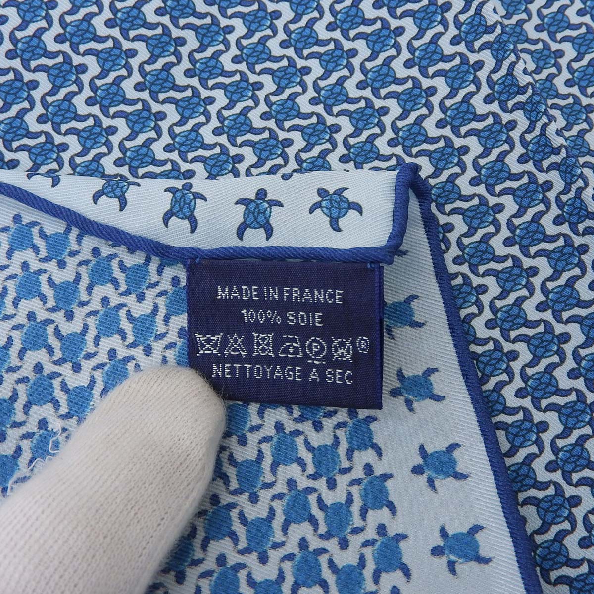 エルメス HERMES プチカレ ポケットチーフ スカーフ 亀 シルク100