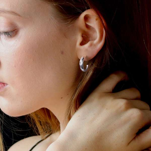 サンシンボル シルバー925ピアス【片耳】｜ジュエリーギフトフェア対象