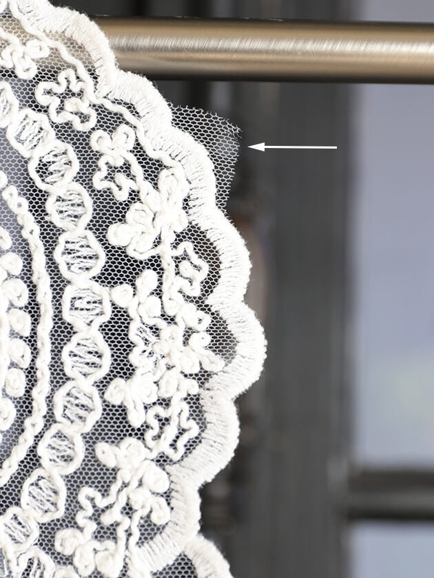 Chez moiカフェカーテンLuxury Corinzioオフホワイト40x95cm サラグレース