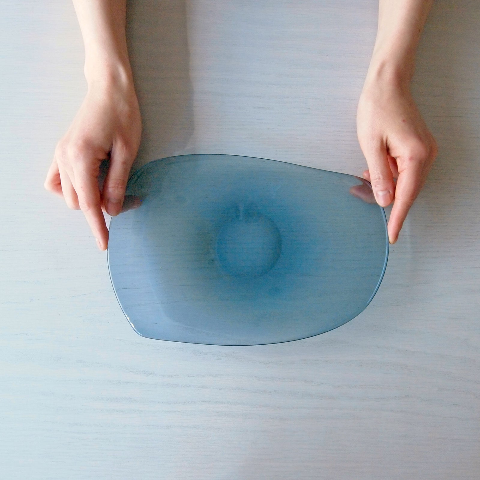 川プレート：宙吹きプレート | 平皿 | Sghr