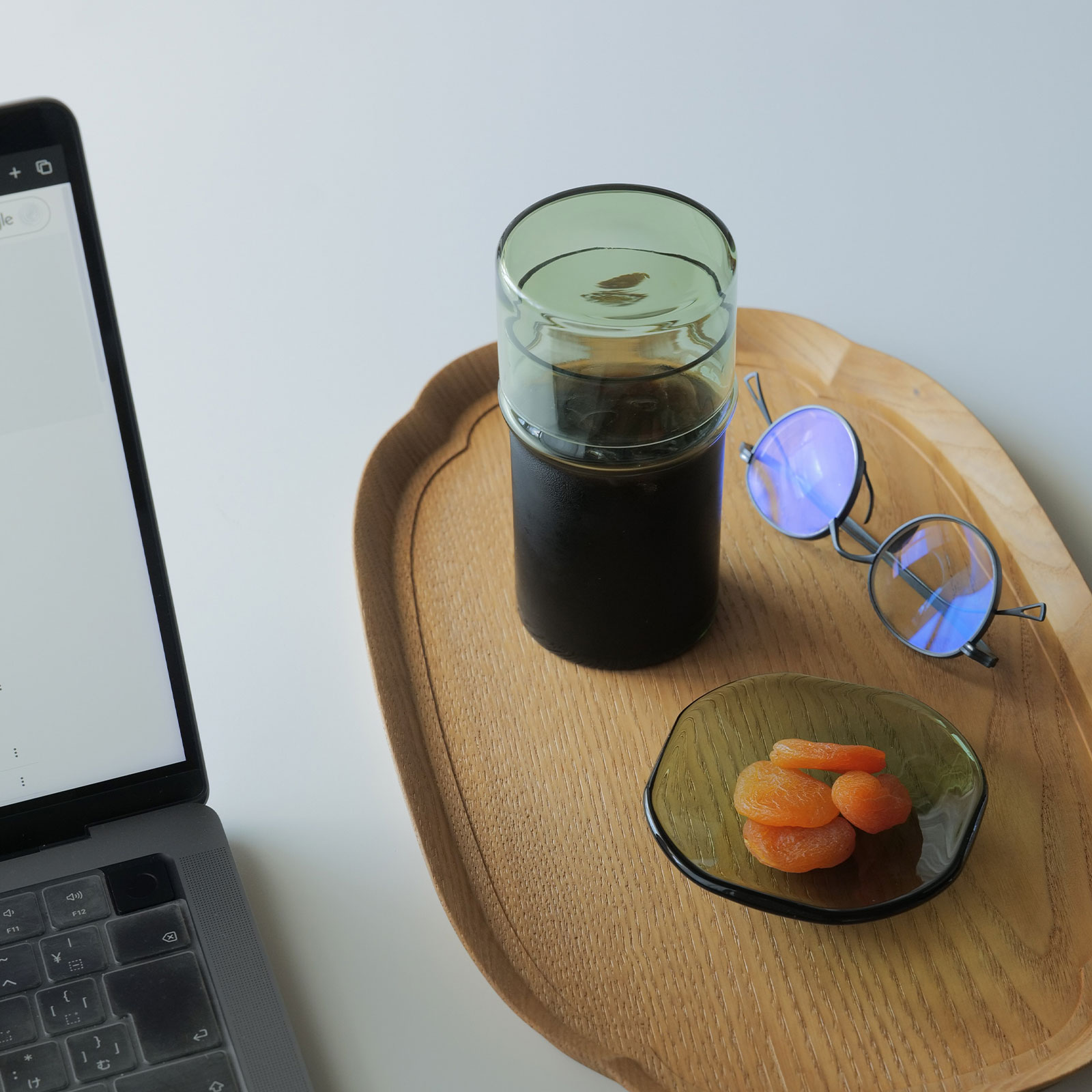 キャップンコップ：キャップ付きグラス | カラフェ・デキャンタ | Sghr