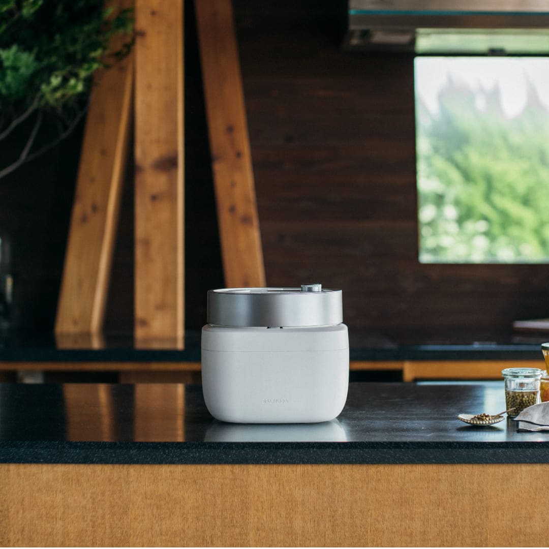 バルミューダ ザ・ゴハン 3合炊き 電気炊飯器 BALMUD