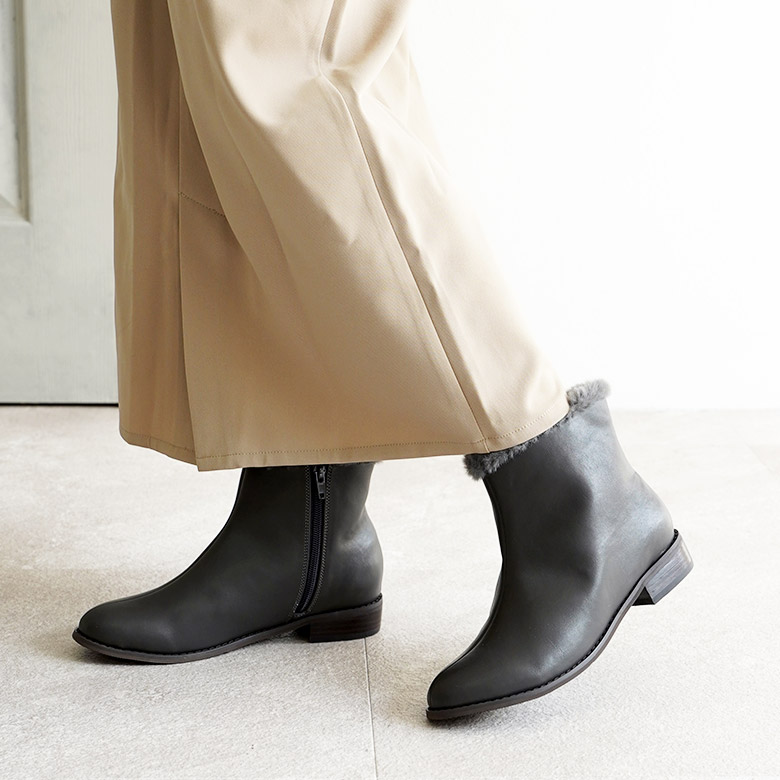 フェイクファーショートブーツ 晴雨兼用 防水 3cmヒール