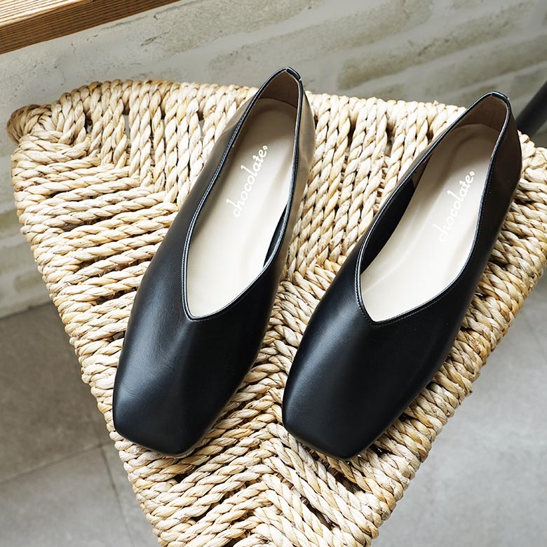 晴雨兼用 スクエアトゥVカットパンプス ソフトシューズ 1cmヒール