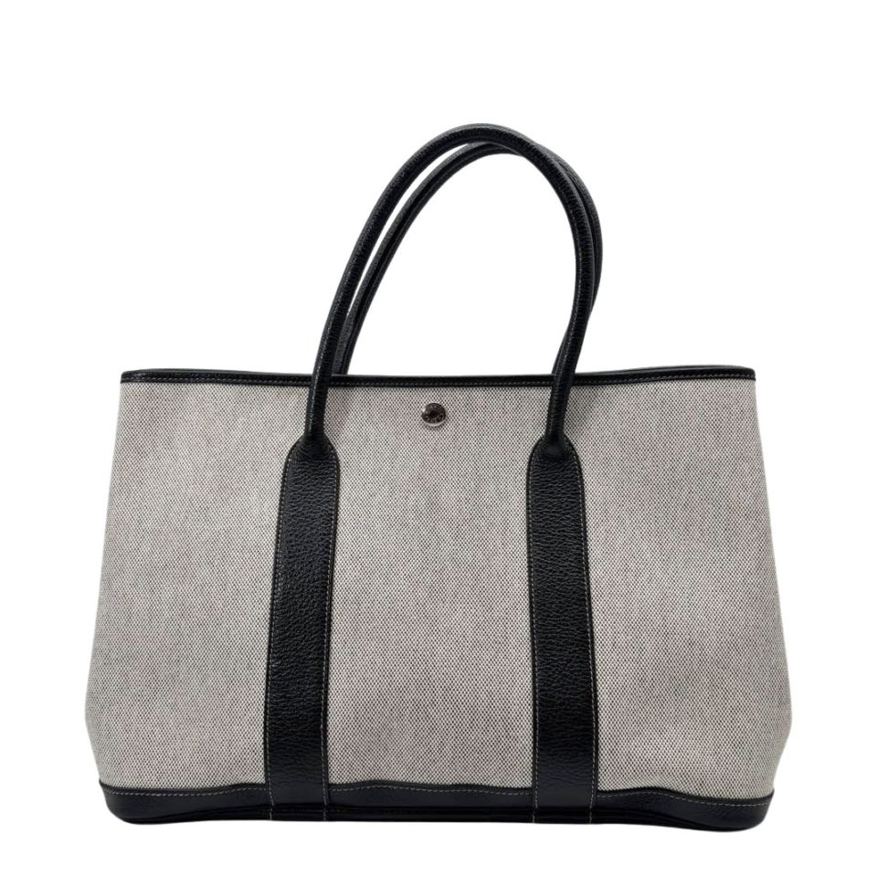 HERMES エルメス スカーフ カレ90 『GRAND UNIFORME（グラン