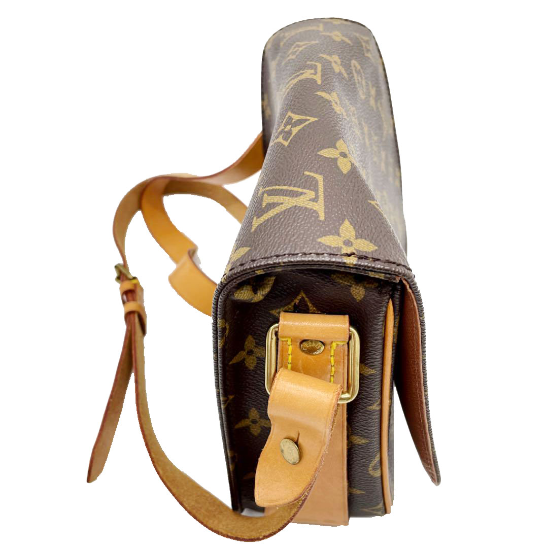 LOUIS VUITTON ルイヴィトン ショルダーバッグ カルトシエール22