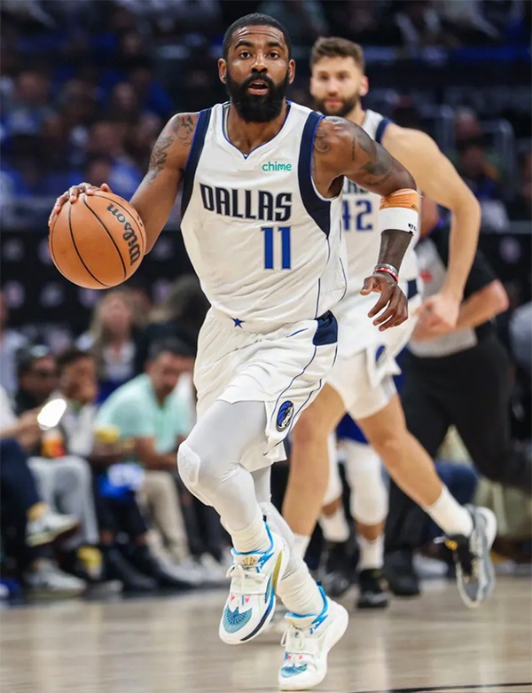 ANTA KAI 1 'PLAYOFFS WHITE' アンタ カイ 1 カイリー アービング