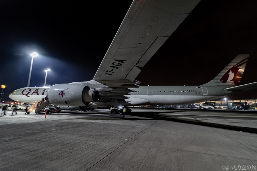 搭乗記】カタール航空のA340-600のエンジン前席が最高すぎた