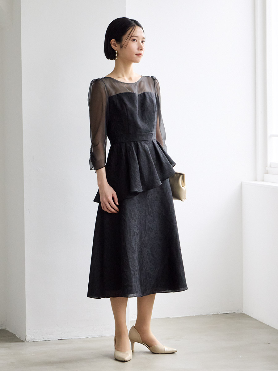 残りわずか】アシンメトリーペプラムフィット＆フレアドレス(M