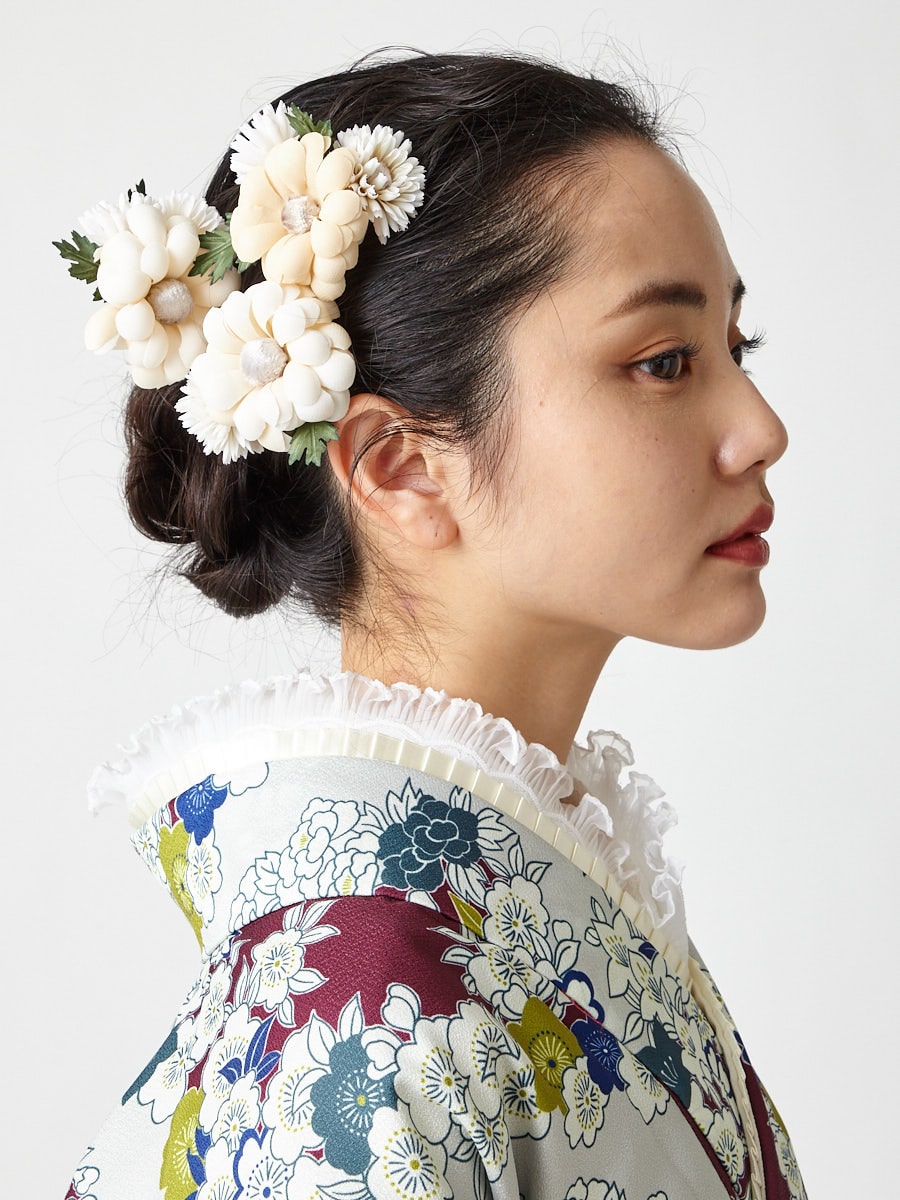 ラスト1点】まりぼんぼんかんざし(FREE ホワイト): ふりふ ｜ミマツ