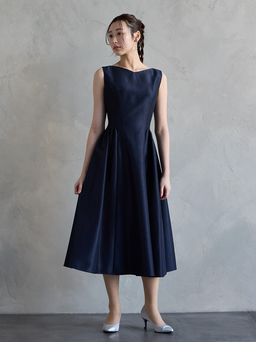 シャンタンフレアドレス(M ボルドー): AIMER | エメ ｜ミマツグループ