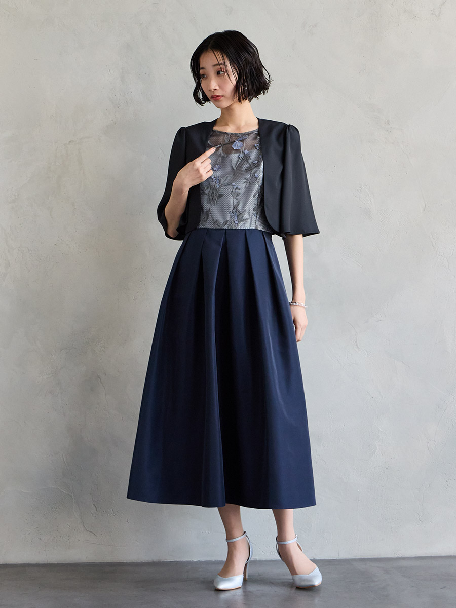 フラワーモチーフ3D刺しゅうフィット＆フレアドレス(M ピンク): AIMER