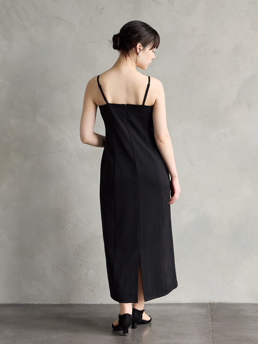 試着キャンペーン対象】フラワーモール刺繍キーネックブラウス×Iライン