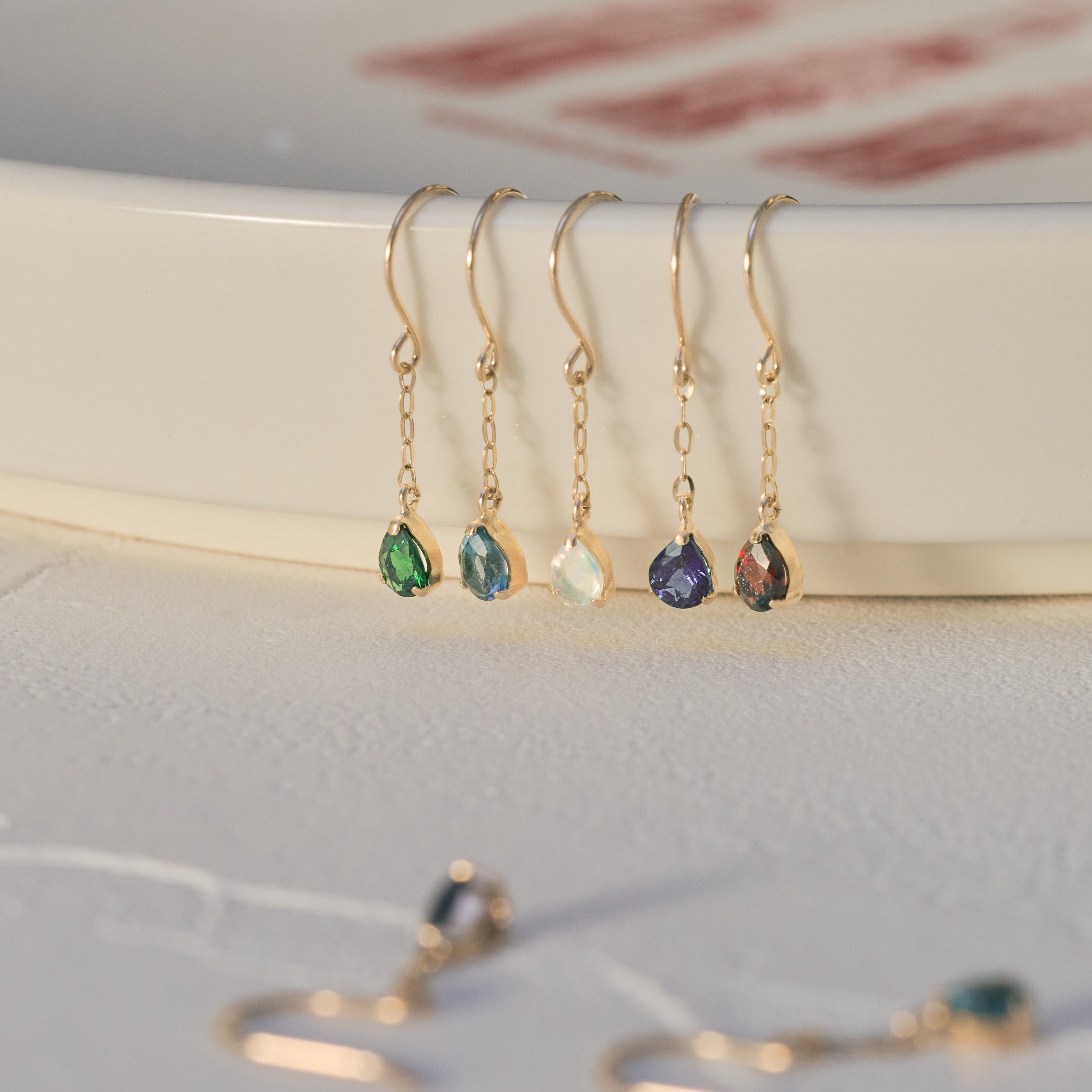 K10 グリーンガーネット フックピアス- me.（エムイードット）