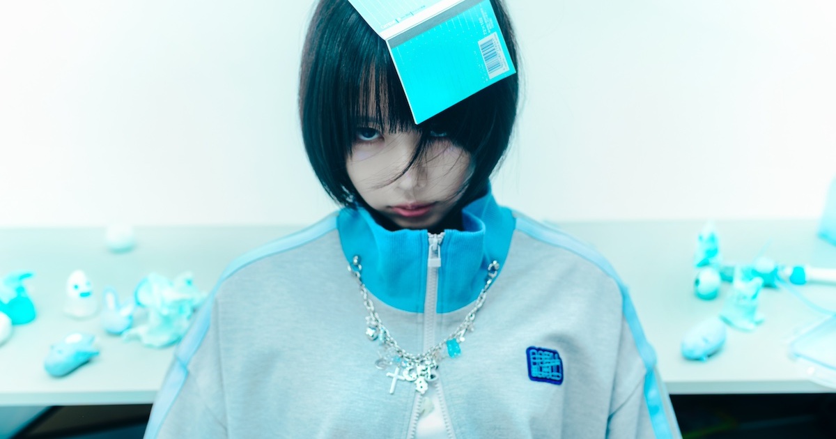 あのちゃんによるアパレルブランド「ヘルブラウ」がスタート 1st