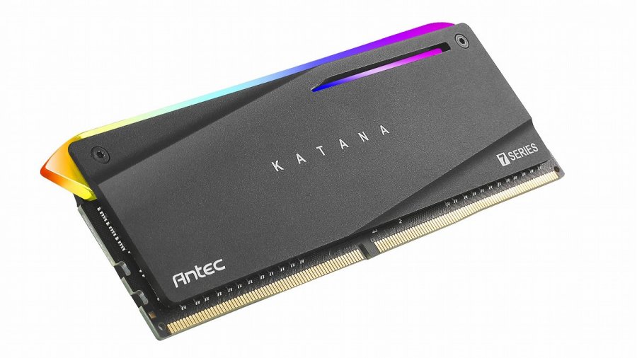 重厚なアルミヒートシンク、日本刀をモチーフにしたARGB搭載DDR4 OC