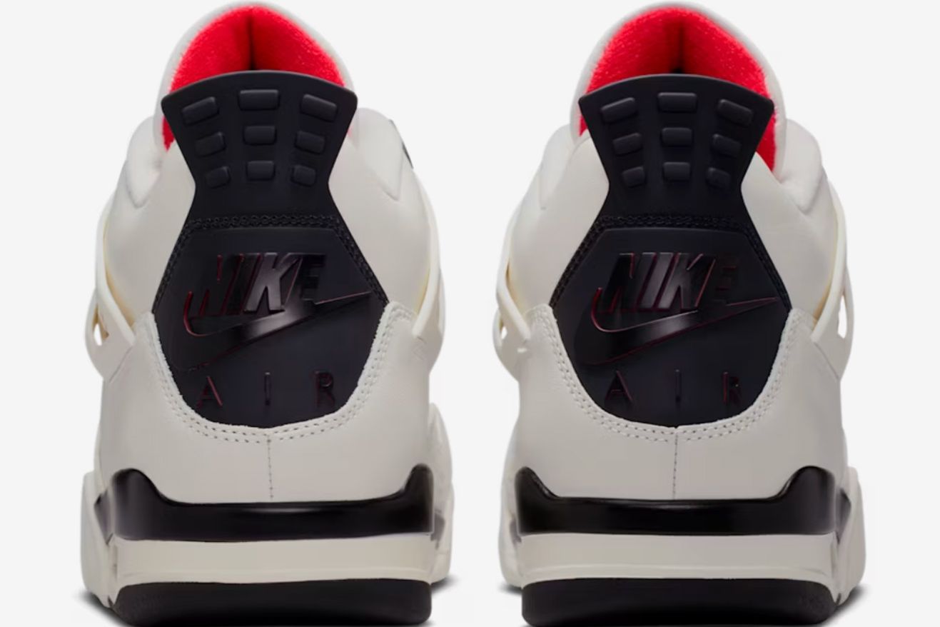 エア ジョーダン 4 