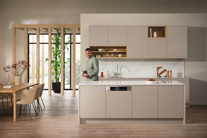 20000203455.png?d=720&impolicy