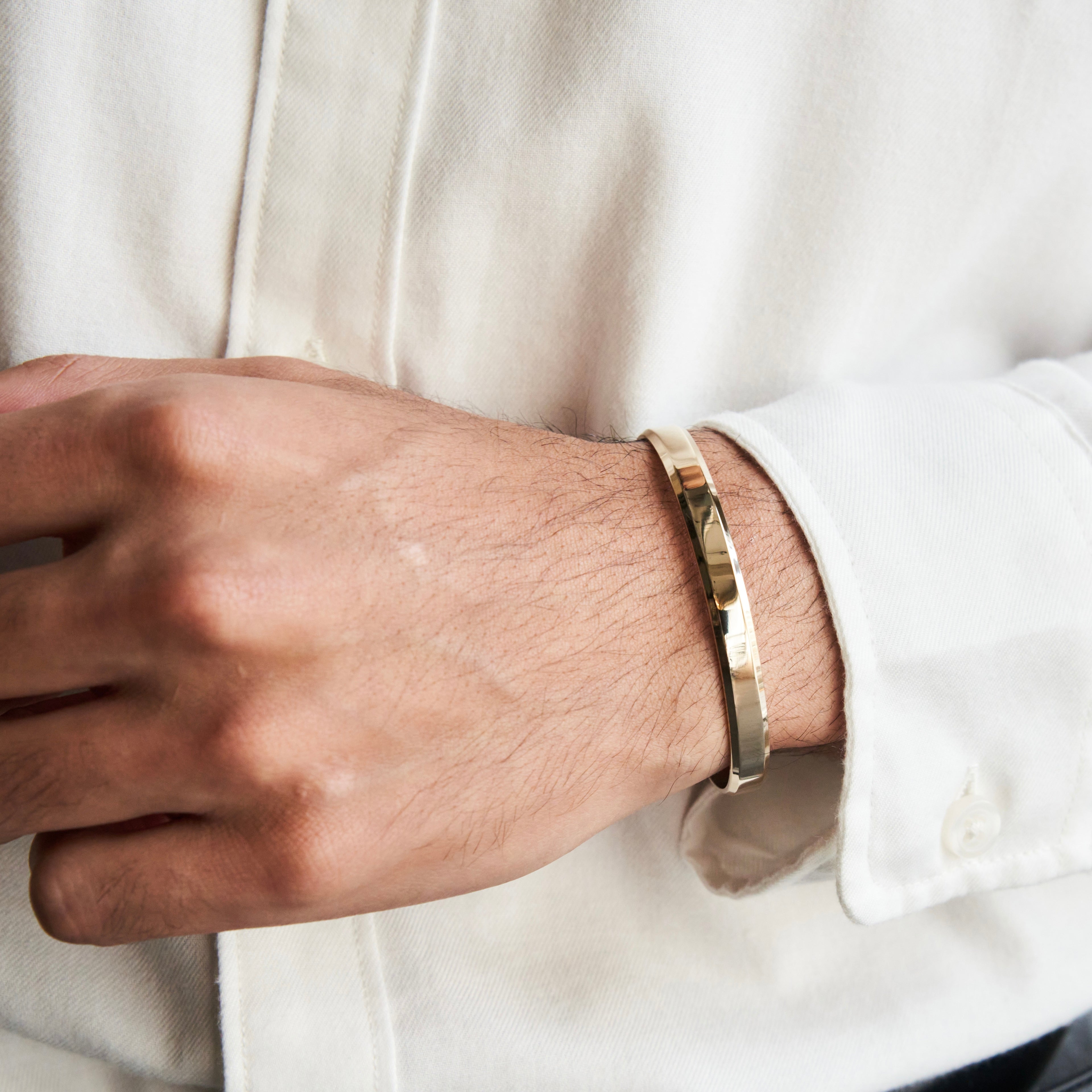 オーセンティック バングル ホワイトゴールド