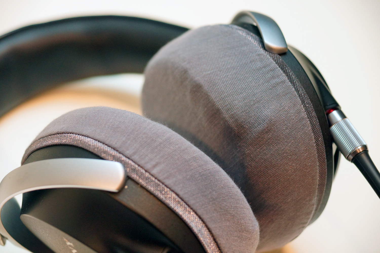 SONY MDR-Z7のイヤーパッドを修理する場合：スーパーストレッチ