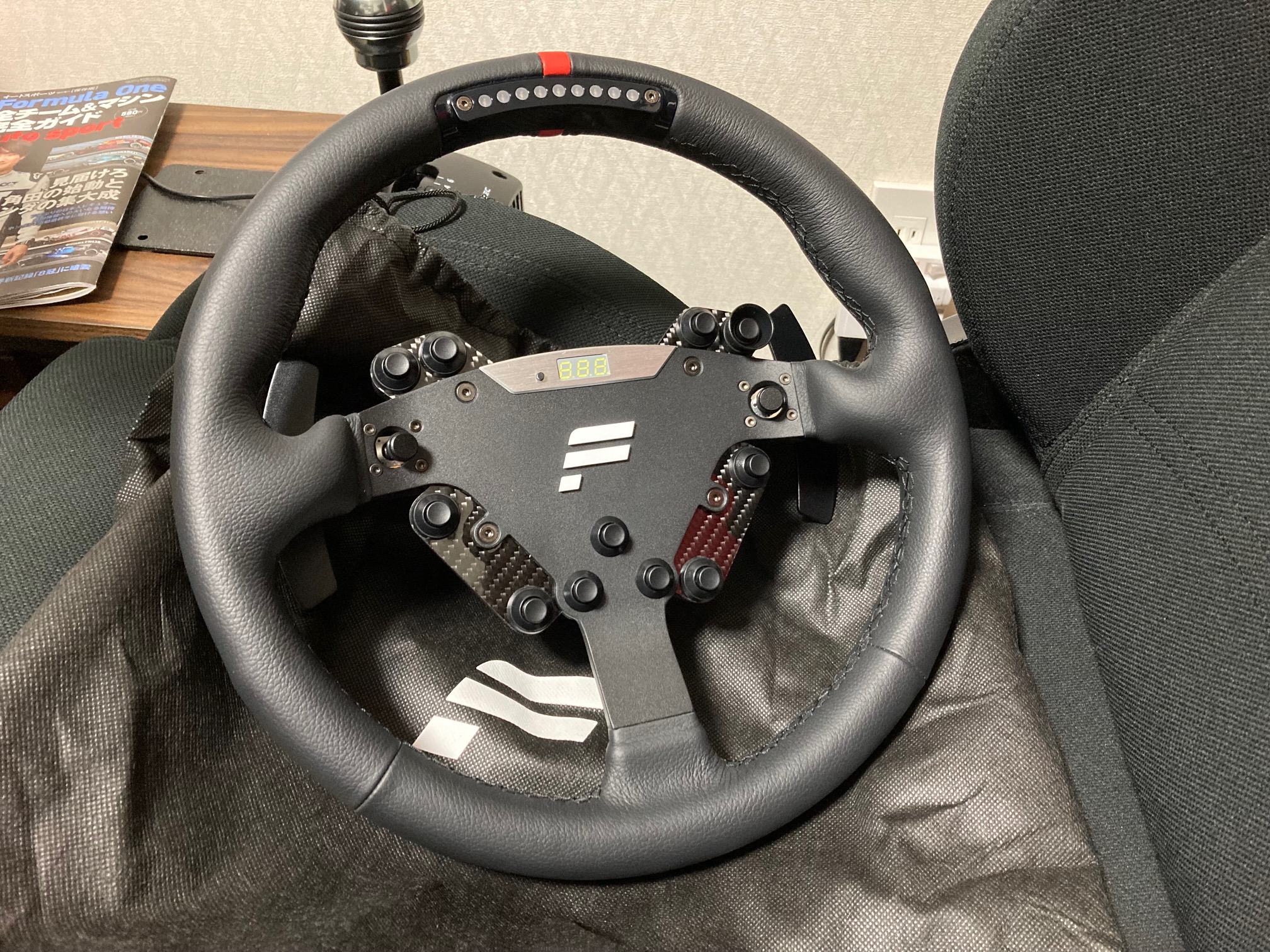 高級ステアリング（？）『Fanatec ClubSport Steering Wheel RS』購入