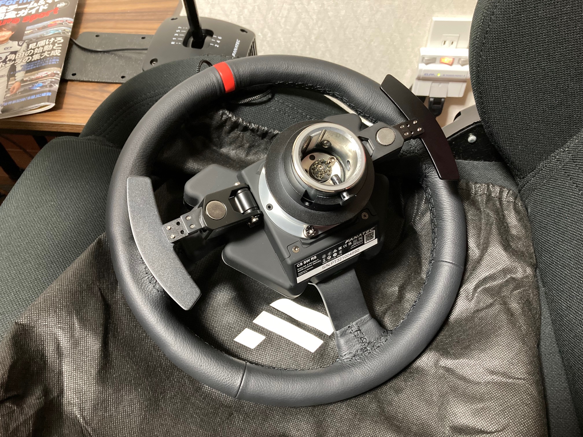 高級ステアリング（？）『Fanatec ClubSport Steering Wheel RS』購入