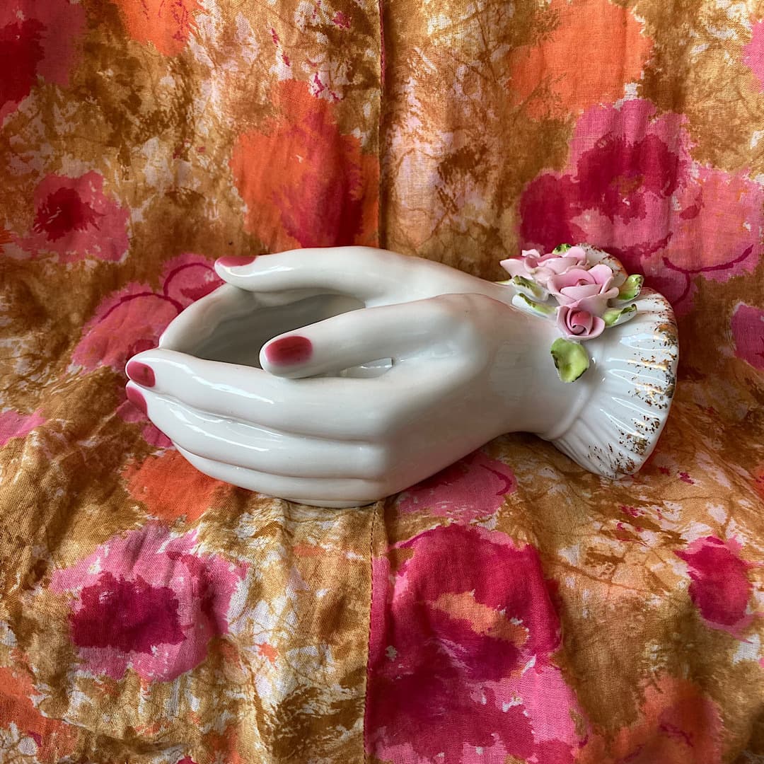 Lefton 白い手にピンクのバラのポーセリンハンドプランター