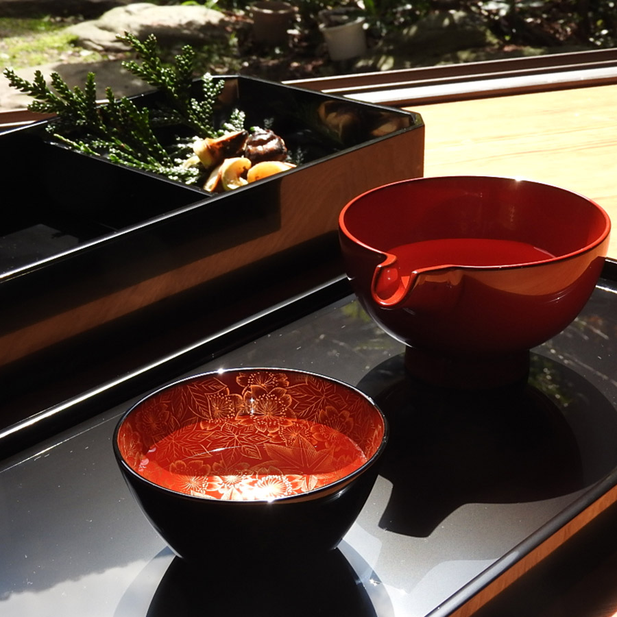 中島忠平漆器店＞ぐい呑み・春秋彫詰・赤金 | 石川県輪島市 | 三越