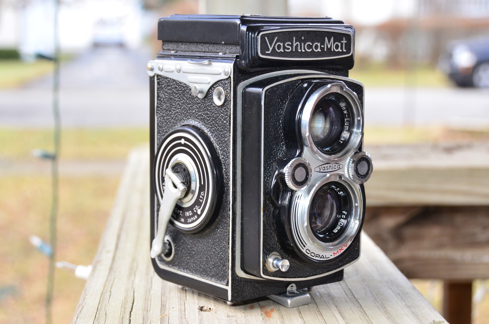 Yashica Yashica-Mat (1957) - mike eckman dot com