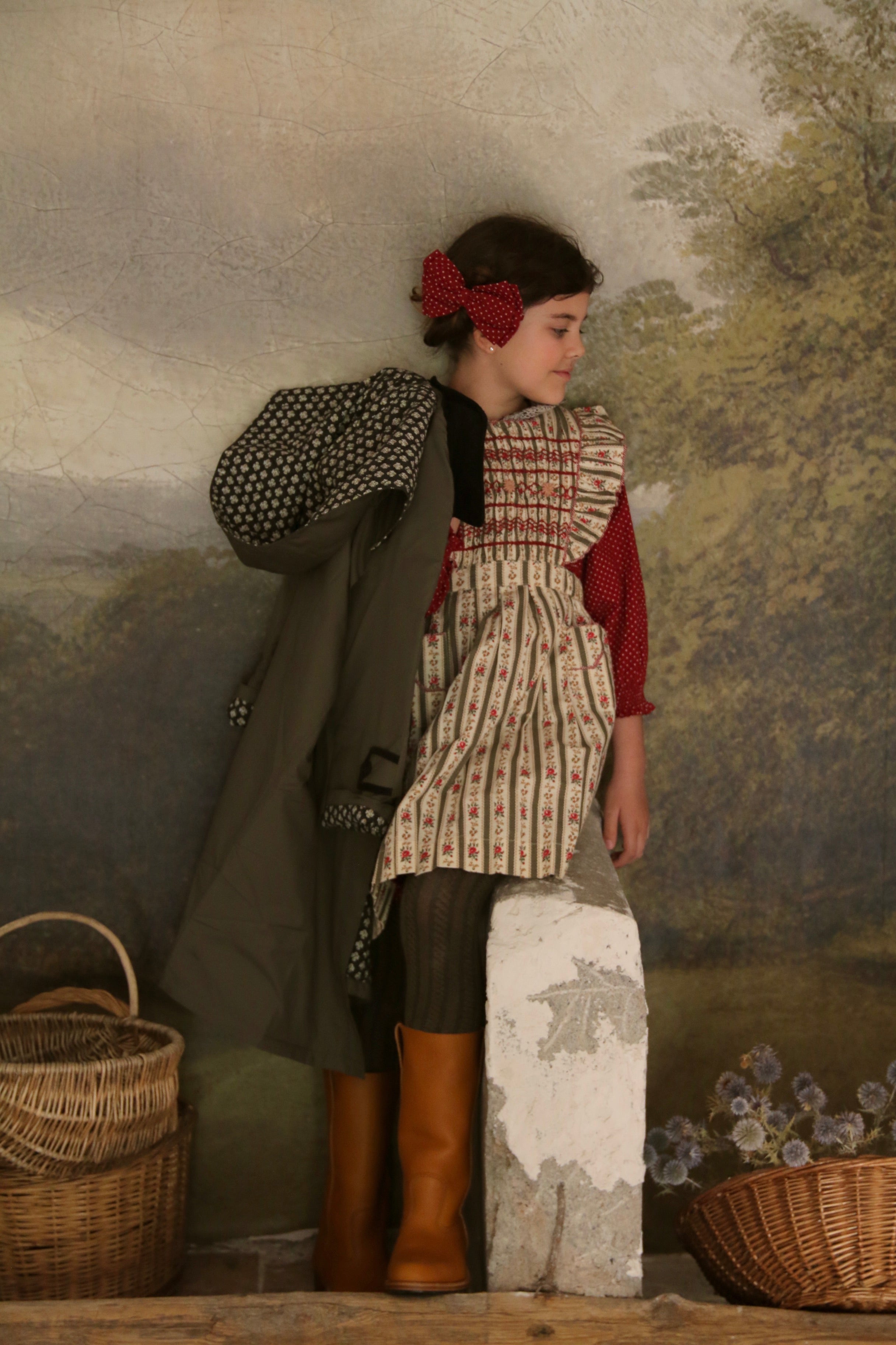 BONJOUR DIARY APRON DRESS / TAPESTRY KHAKI STRIPE - Milk + Bots