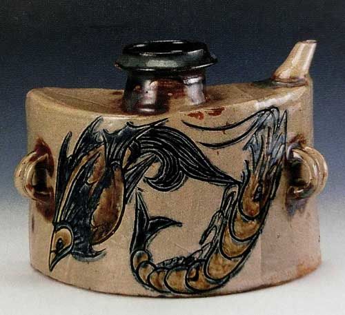 金城次郎作品【抱瓶】の買取・査定はミライカ美術にお任せください