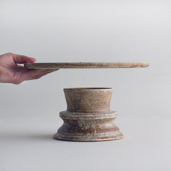 cake stand [susu] | MISHIM POTTERY CREATION