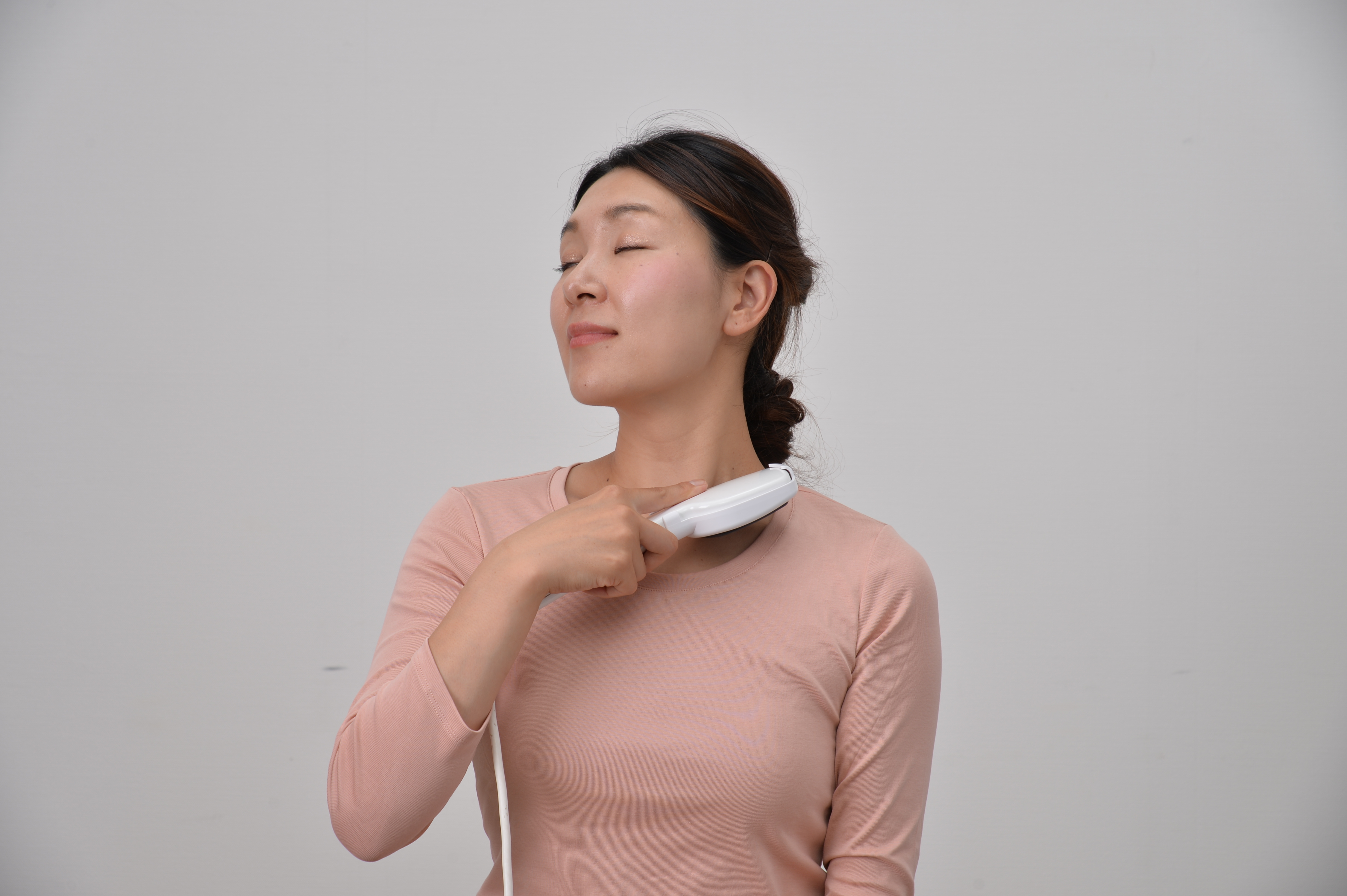 三井温熱株式会社 / ナノカーボン温熱ヘッドカバー∞