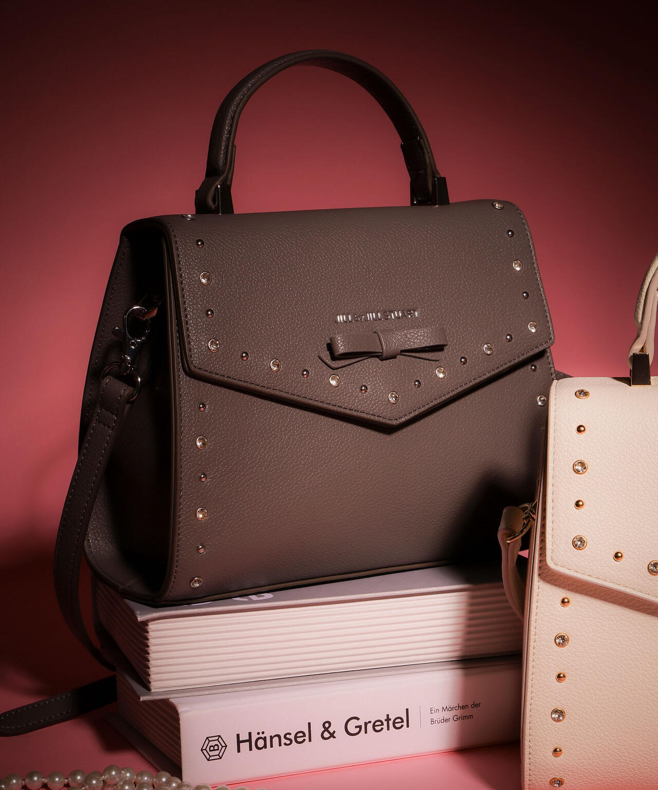 ビジュースタッズフラップショルダーバッグ | JILL by JILL STUART