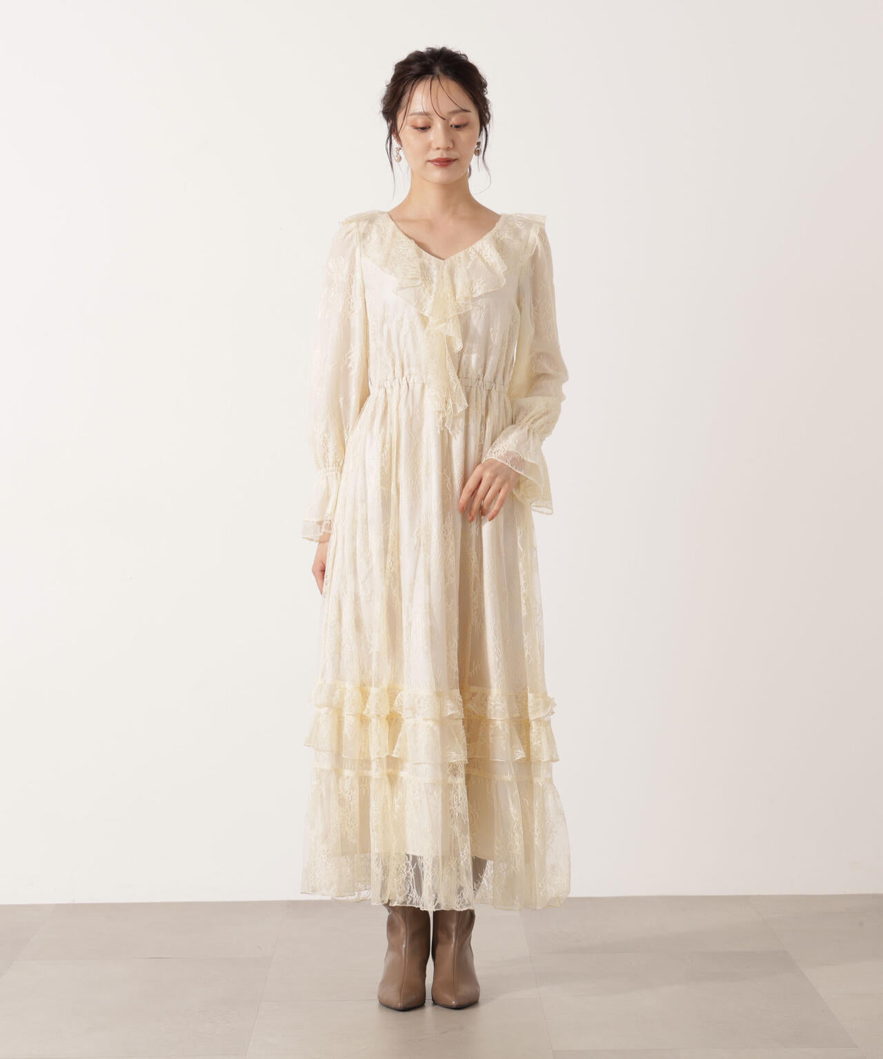 青島心さん着用】《EDIT COLOGNE》レースフリルワンピース