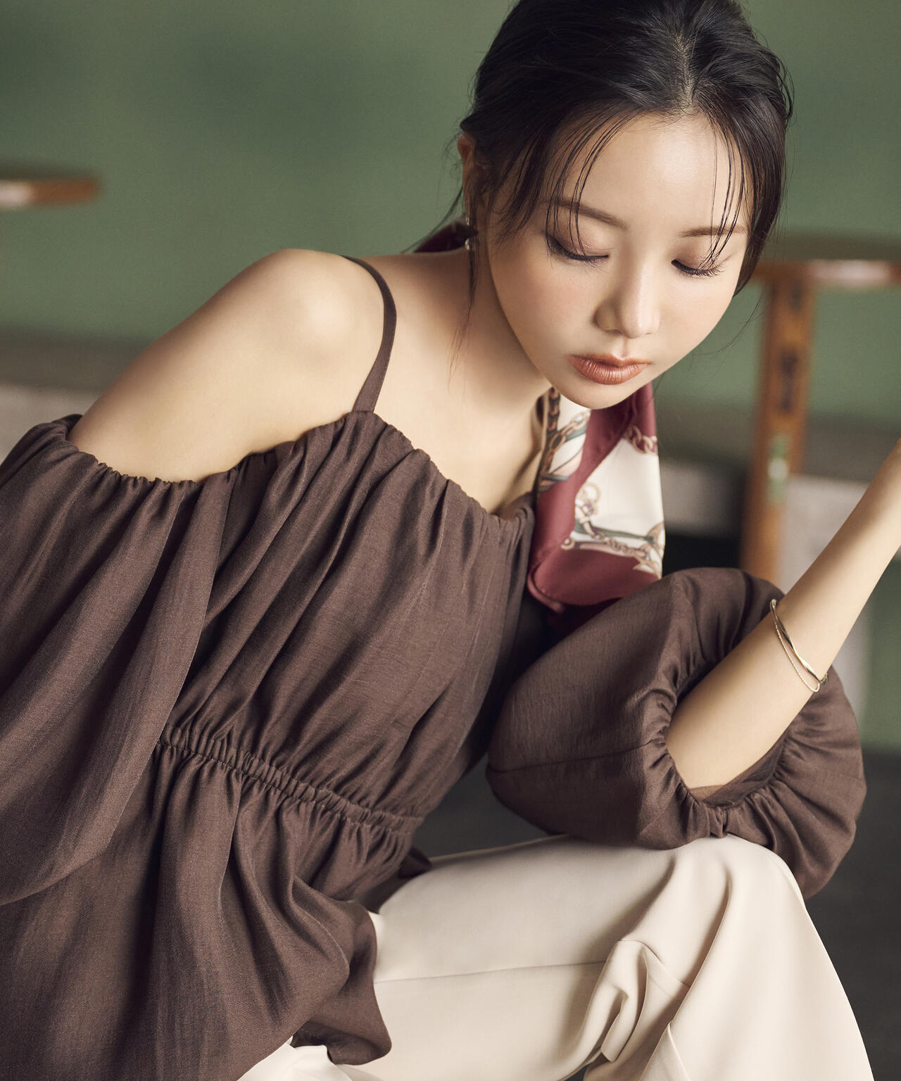 シャーリングオフショルブラウス | PROPORTION BODY DRESSING