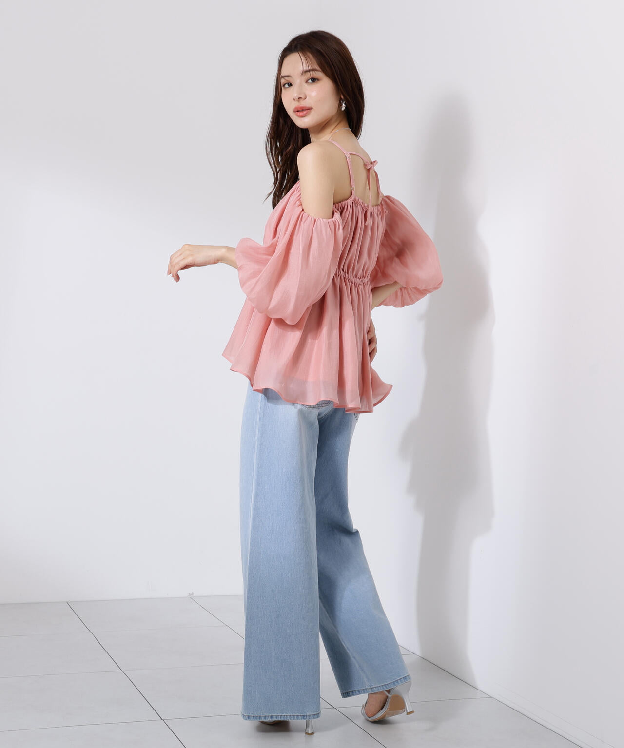 シャーリングオフショルブラウス | PROPORTION BODY DRESSING