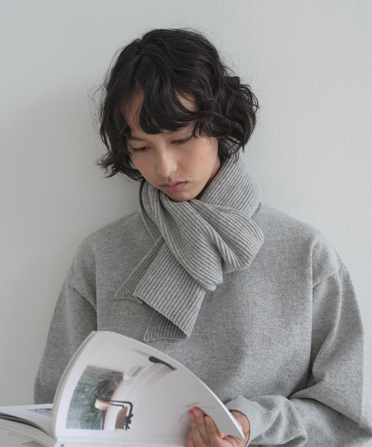 Yonetomi / RIGID CASHMERE MUFFLER | THE LIBRARY（ザ ライブラリー