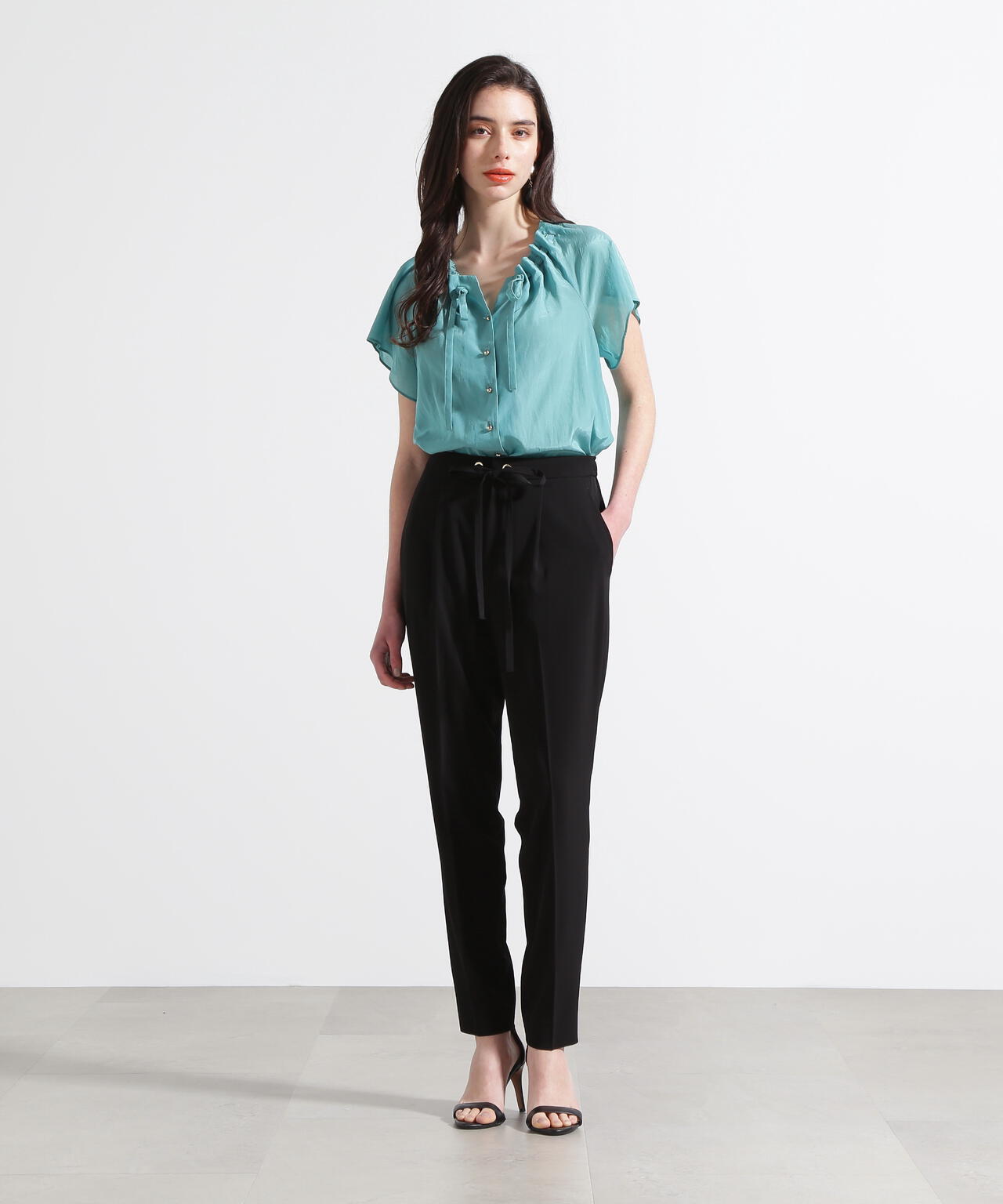 ギャザーネックブラウス | PINKY&DIANNE（ピンキー&ダイアン