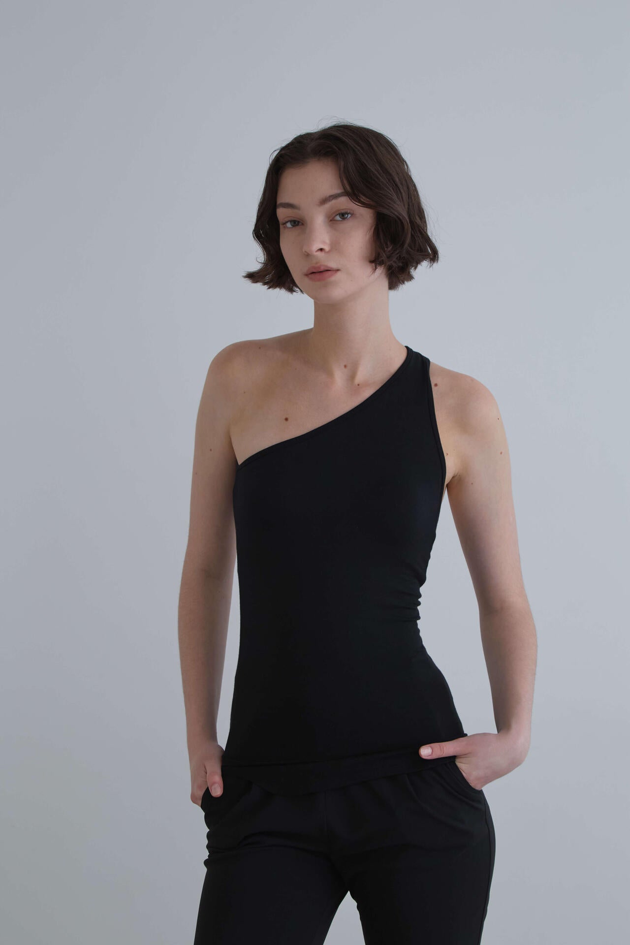 カップインワンショルダートップ | LE PHIL（ル フィル） ｜【公式