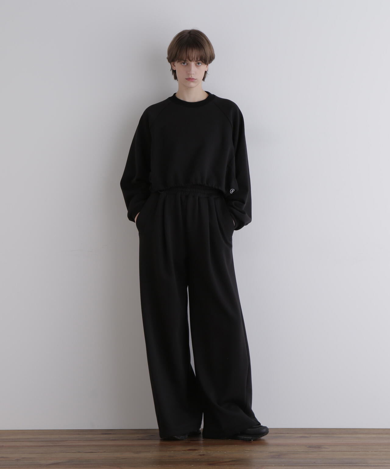 LE PHIL SPORTS》バック裏毛コンビショートプルオーバー | LE PHIL（ル