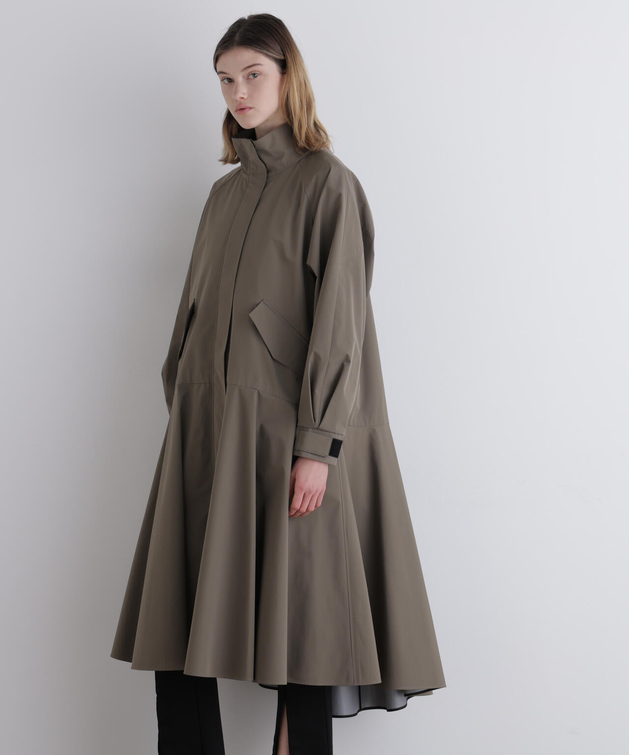 ボンディングスタンドカラージャケット | LE PHIL（ル フィル